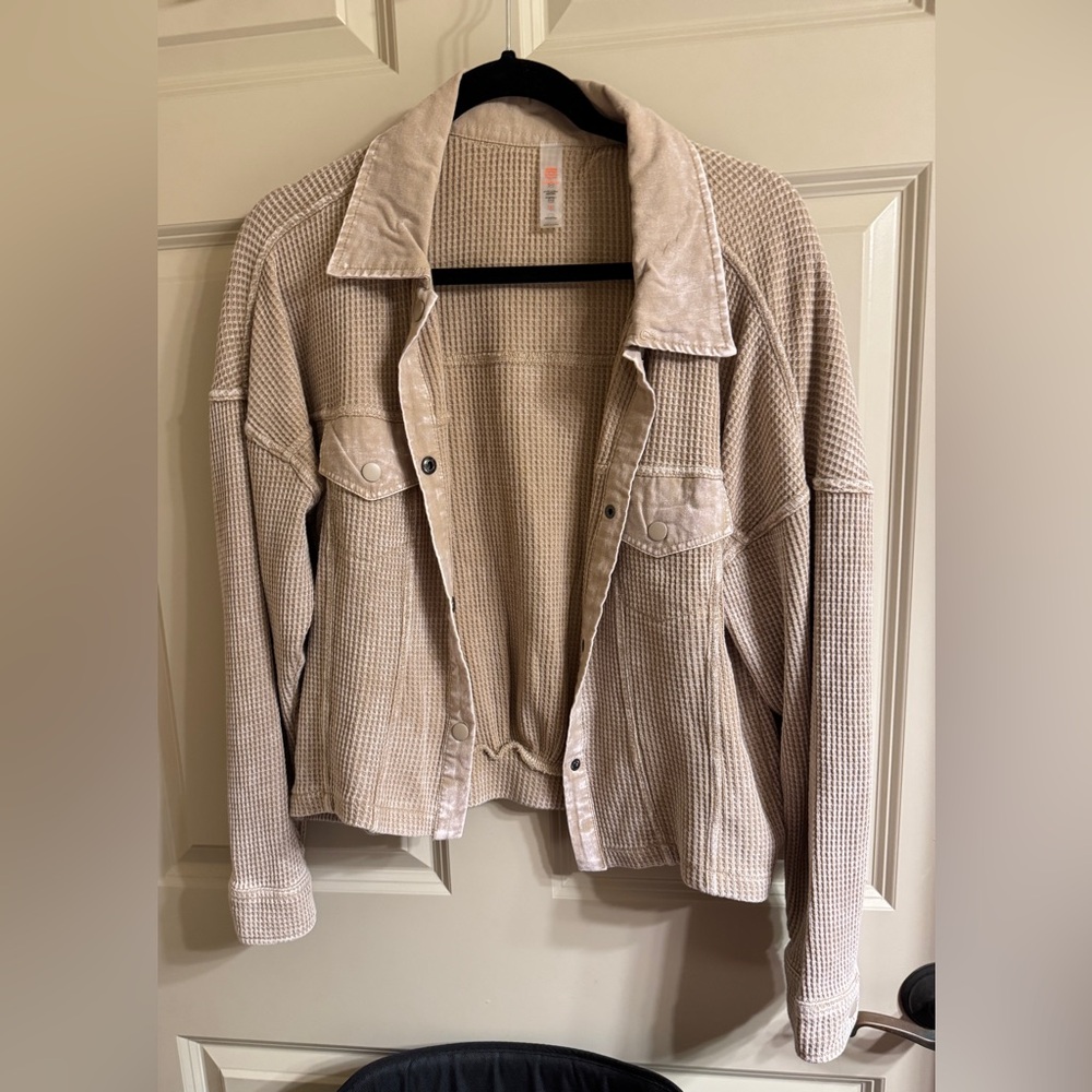 Mono B Cropped Beige Waffle Knit Jacket